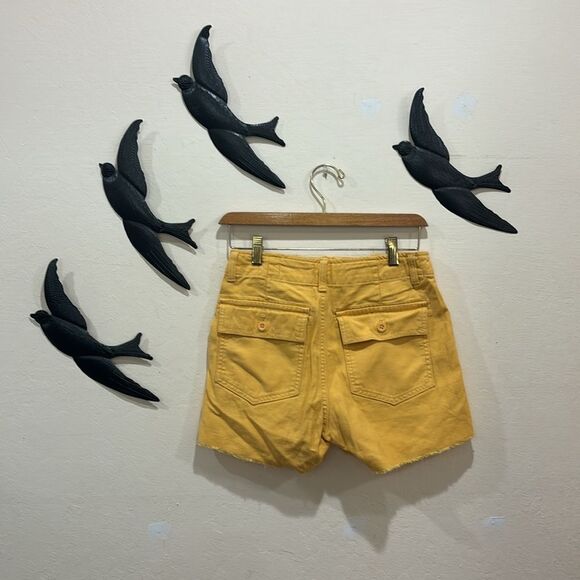 Gap Yellow Utility Short Pockets Frayed hem - Size 0 Petite - Picture 2 of 6